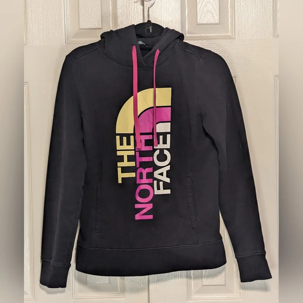 The North Face Black Hoodie - Picture 1 of 5